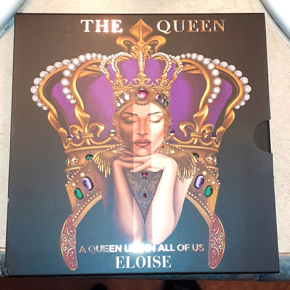 The Queen eyeshadow palette